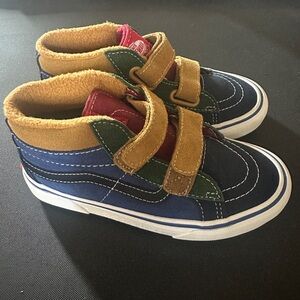 Kid vans *BRAND NEW*